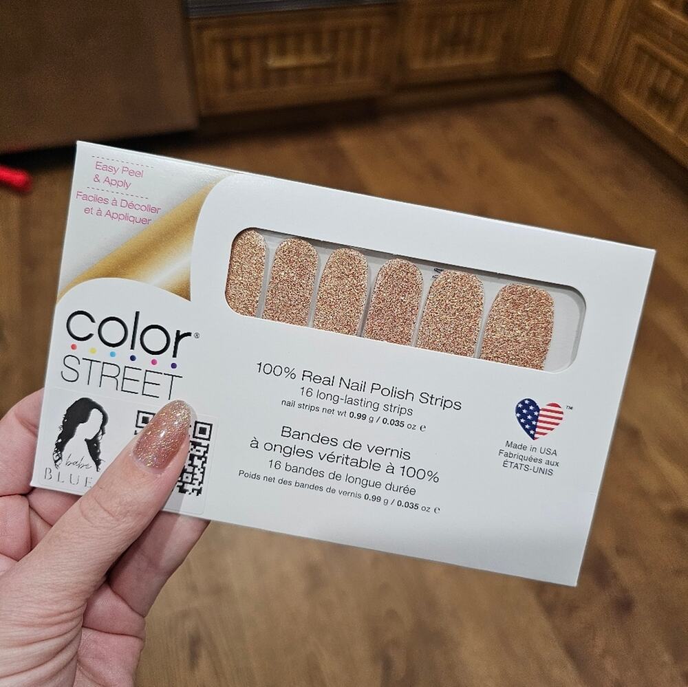 Color Street Nail Strips - Mojave Gold
